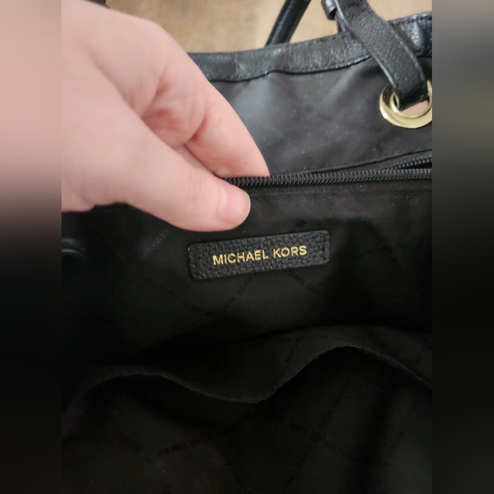 Michael Kors jet set bag - Picture 4 of 7